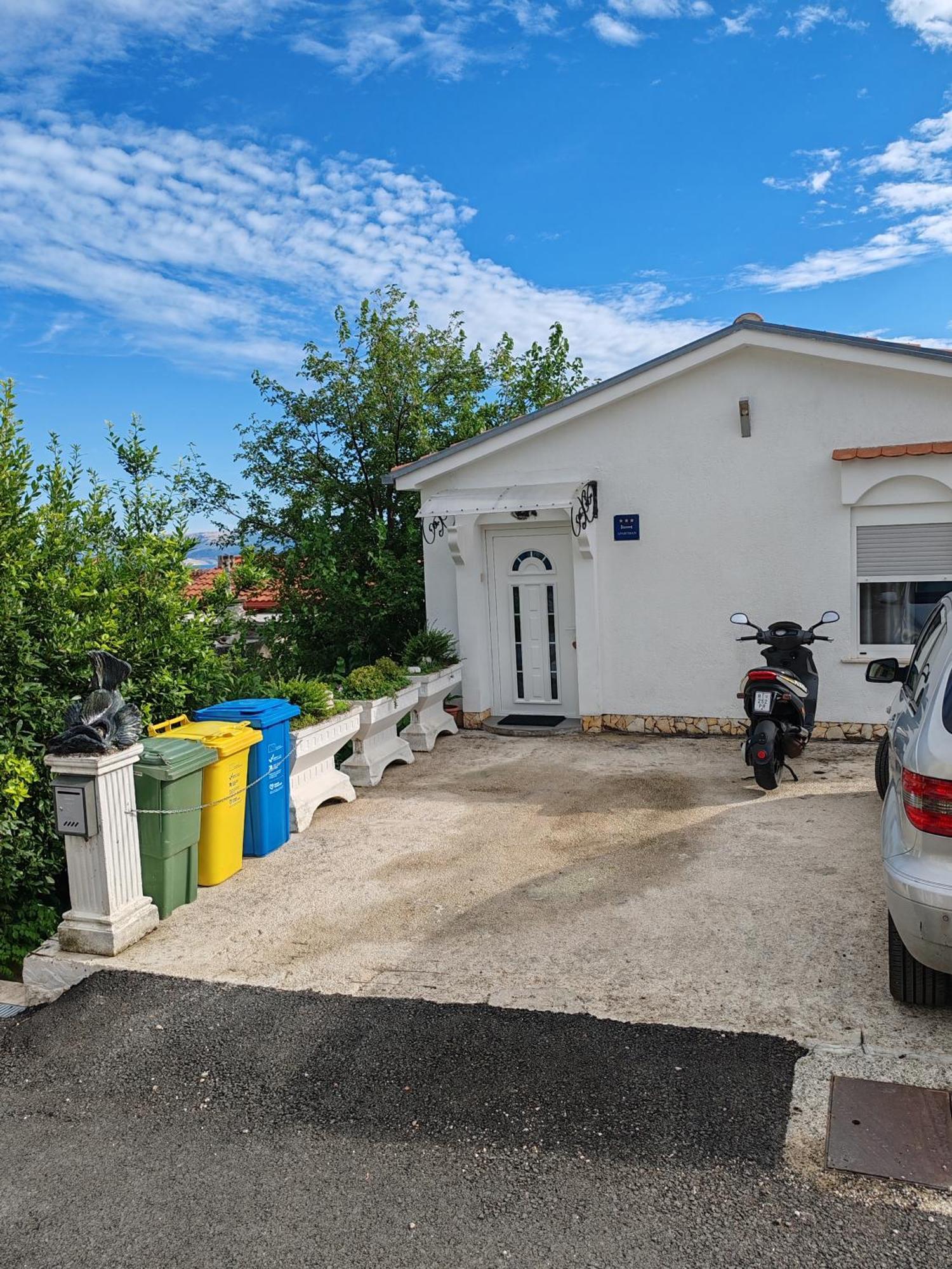 Art Gallery House With A Small Relaxing Pool ツリクヴェニツァ エクステリア 写真