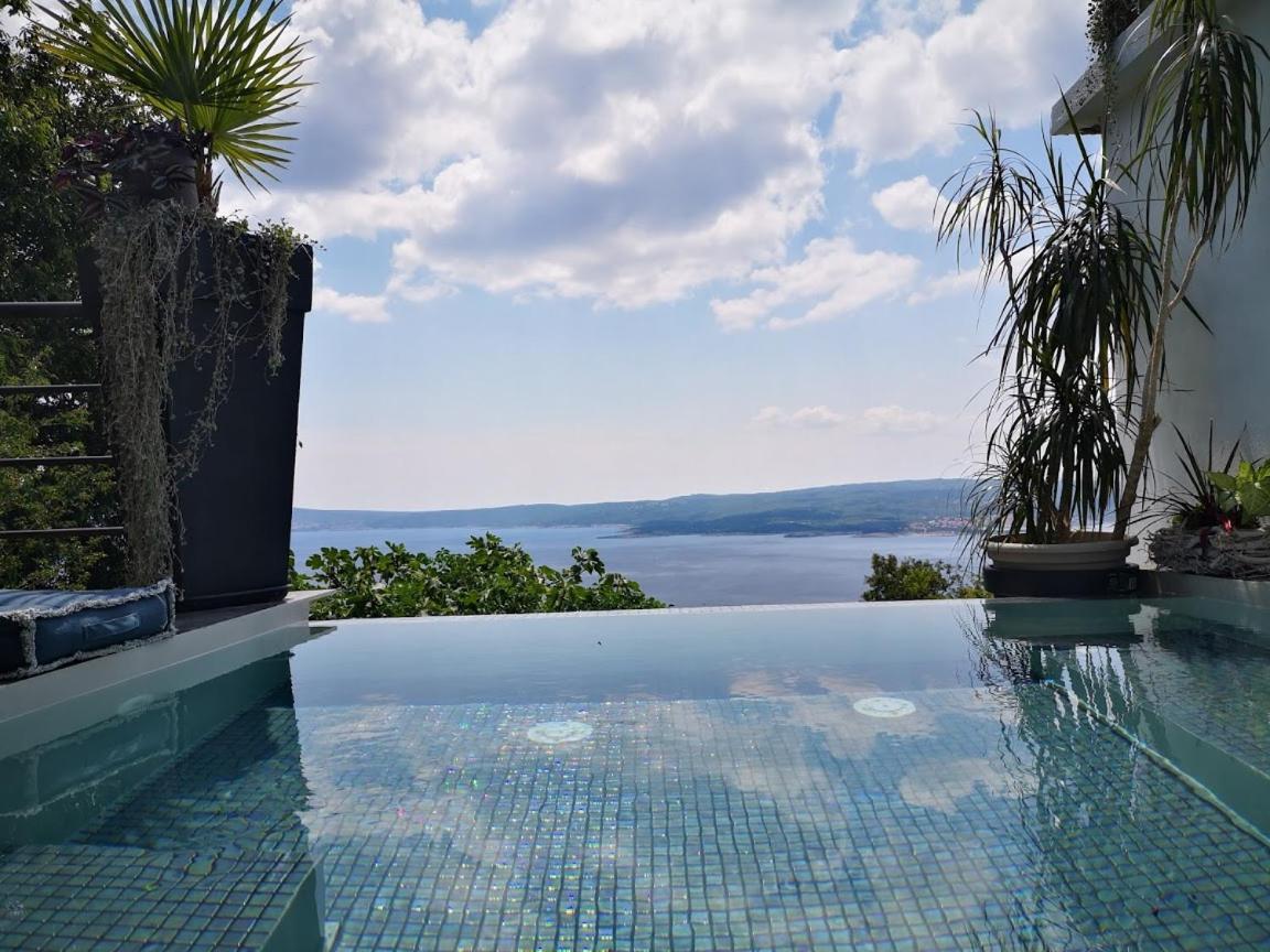Art Gallery House With A Small Relaxing Pool ツリクヴェニツァ エクステリア 写真